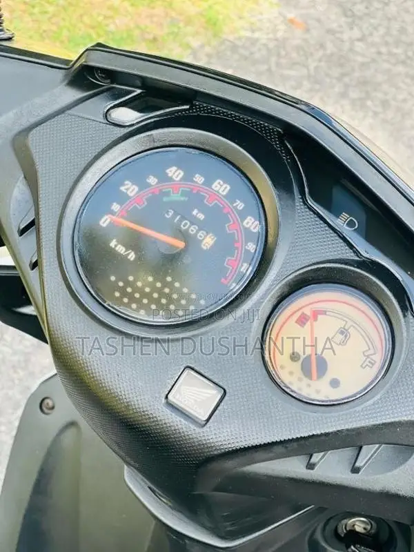 Honda Dio 2016 Motorbike (Used)