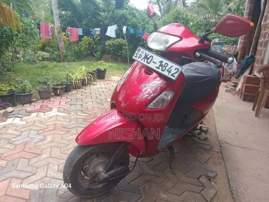 Hero Pleasure 2012 Motorbike (Used)