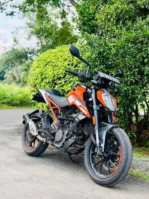 KTM Duke 125 2020 Motorbike (Used)
