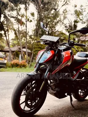 KTM Duke 125 2020 Motorbike (Used)