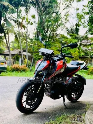 KTM Duke 125 2020 Motorbike (Used)