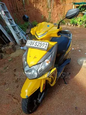 Honda Dio 2017 Motorbike (Used)