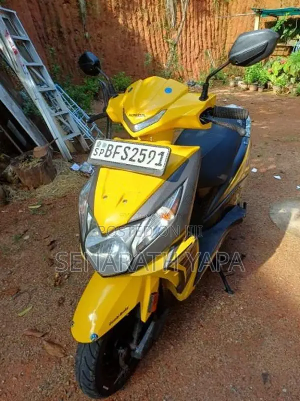 Honda Dio 2017 Motorbike (Used)