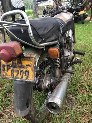 Honda Cg125 2002 Motorbike (Used)