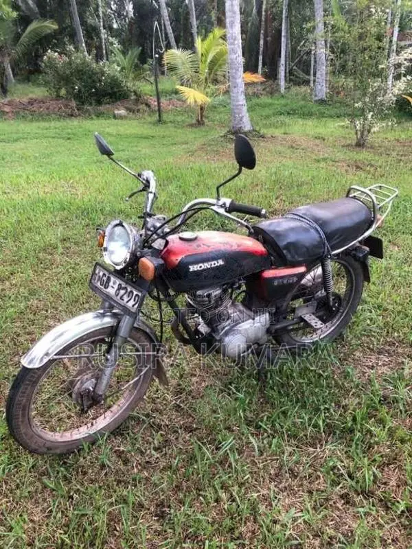Honda Cg125 2002 Motorbike (Used)