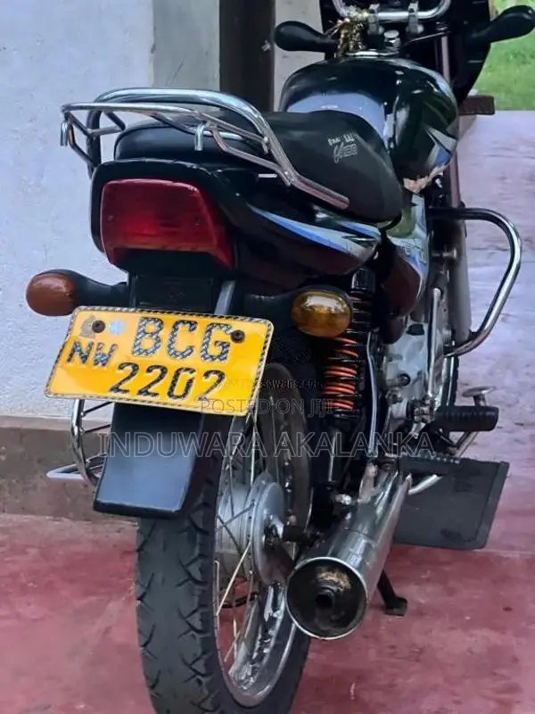 Bajaj CT-100 2015 Motorbike (Used)