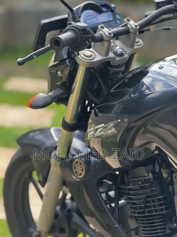 Yamaha FZ 2011 Motorbike (Used)