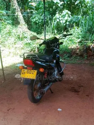 Bajaj CT-100 2015 Motorbike (Used)