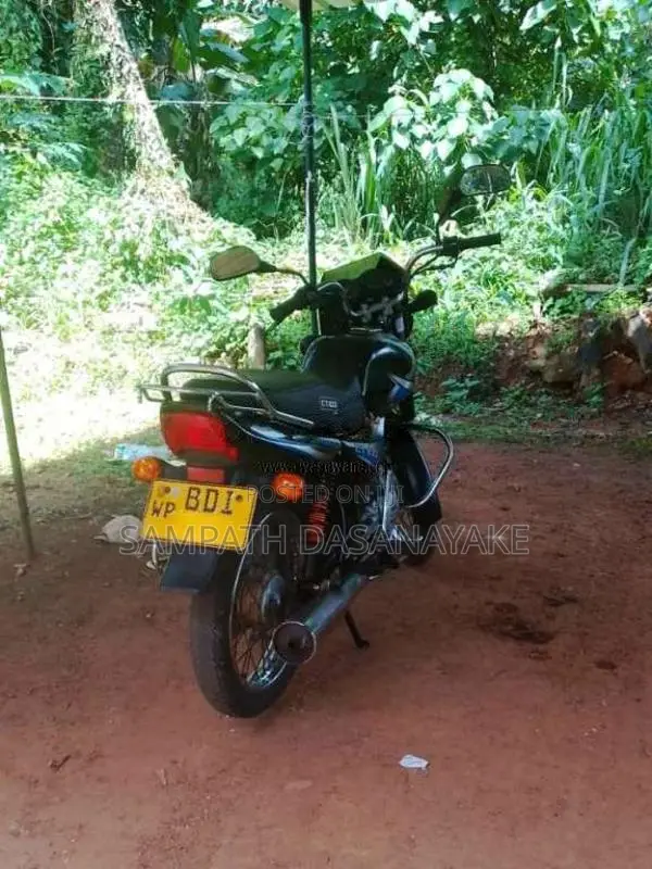 Bajaj CT-100 2015 Motorbike (Used)