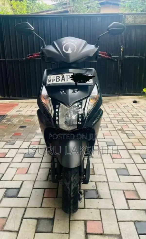 Honda Dio 2013 Motorbike (Used)