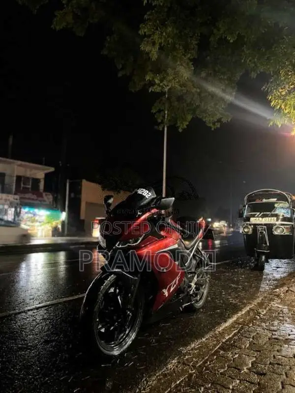 Yamaha R15 2018 Motorbike (Used)