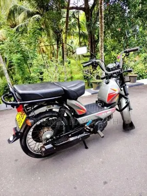 TVS XL SUPER HD 100 2016 Motorbike (Used)