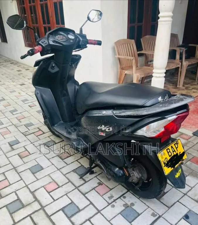 Honda Dio 2013 Motorbike (Used)