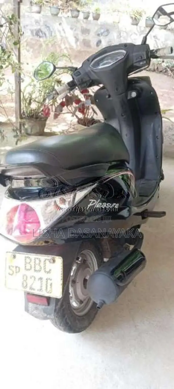 Hero Pleasure 2015 Motorbike (Used)