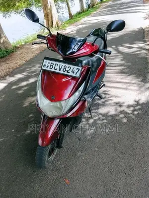 Yamaha 1.65 2015 Motorbike (Used)