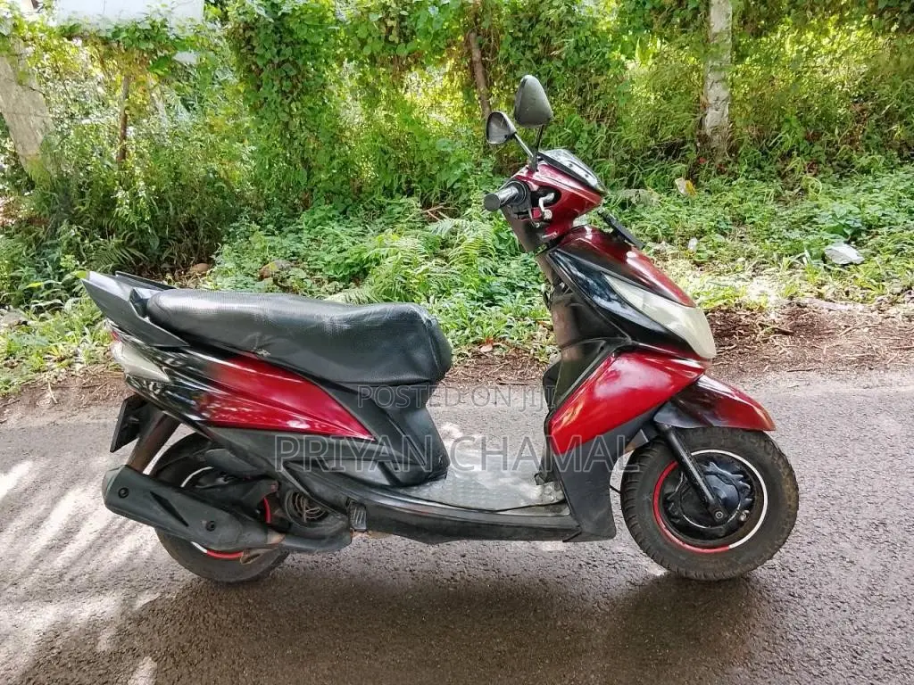 Yamaha 1.65 2015 Motorbike (Used)