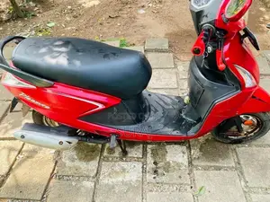 Hero Pleasure 2015 Motorbike (Used)