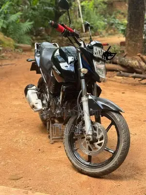 Yamaha FZ 2012 Motorbike (Used)