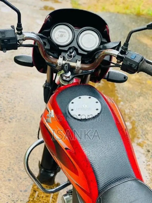 Bajaj Platina 2007 Motorbike (Used)