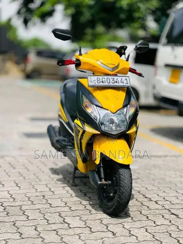 Honda Dio 2018 Motorbike (Used)