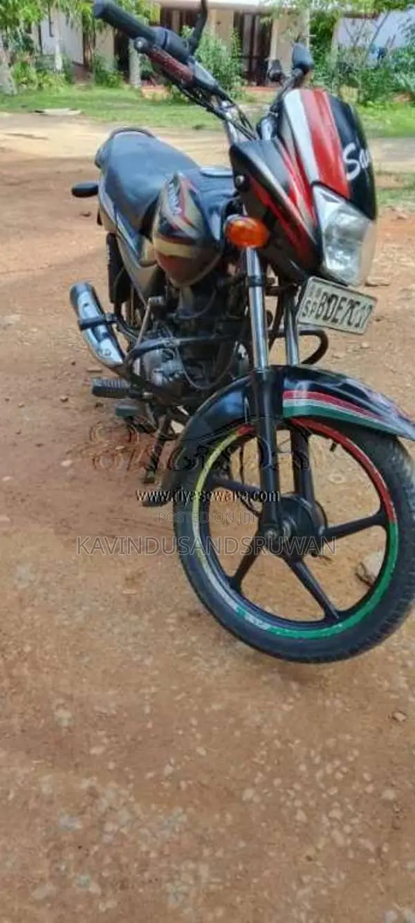 Bajaj Platina 2015 Motorbike (Used)