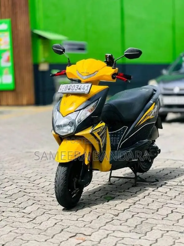 Honda Dio 2018 Motorbike (Used)