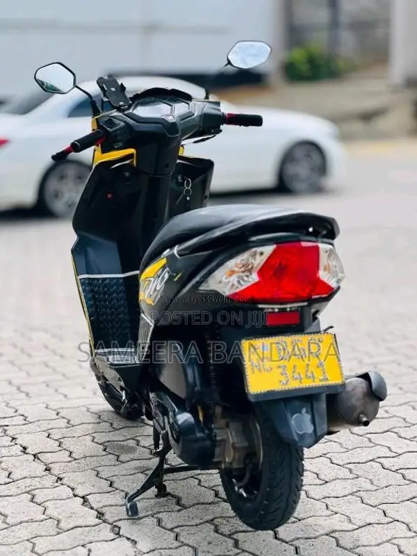 Honda Dio 2018 Motorbike (Used)