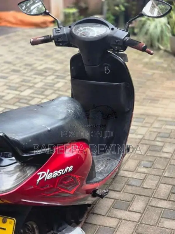Hero Pleasure 2011 Motorbike (Used)