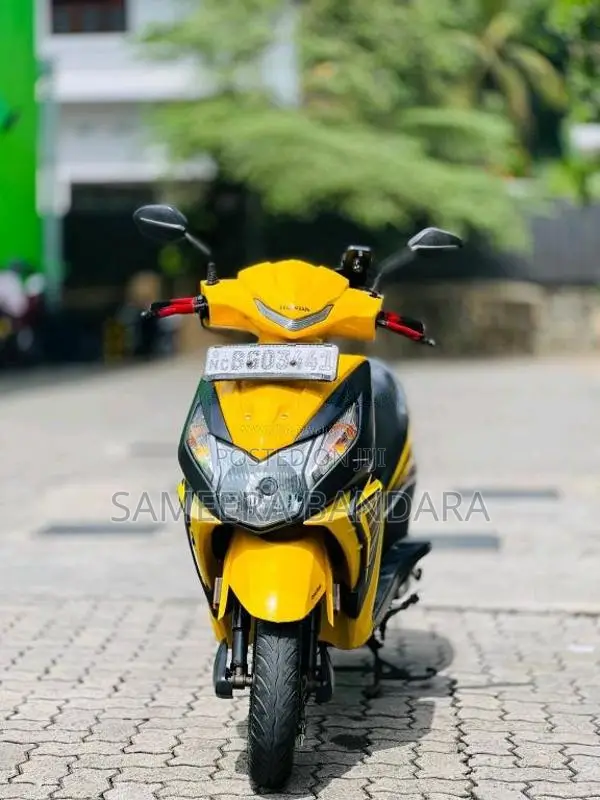 Honda Dio 2018 Motorbike (Used)
