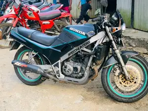 Honda Vt 250z 1990 Motorbike (Used)