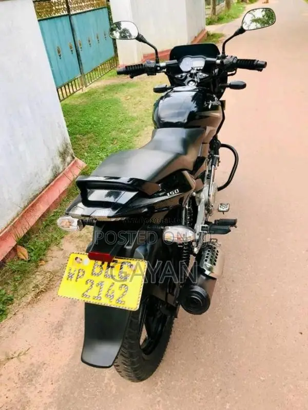Bajaj Pulsar 2016 Motorbike (Used)