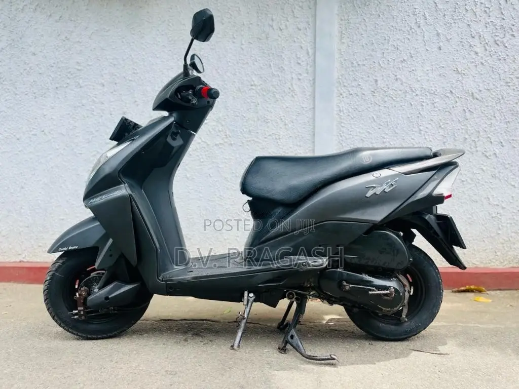 Honda Dio 2012 Motorbike (Used)