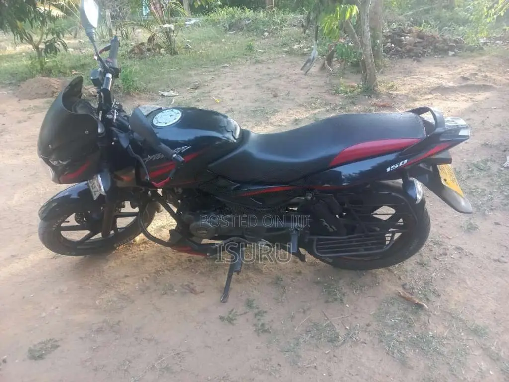 Bajaj Pulsar 150 2017 Motorbike (Used)