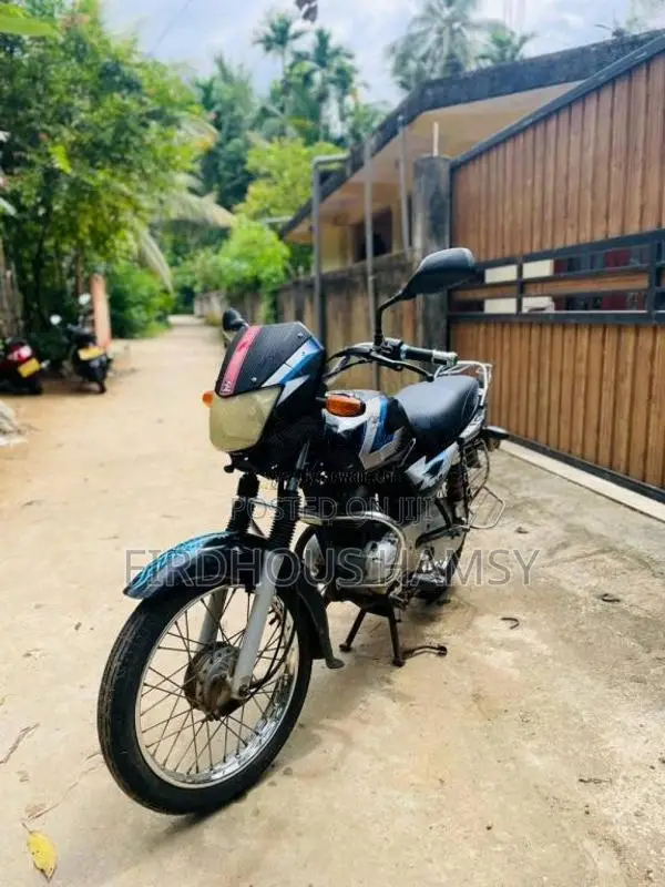 Bajaj CT-100 2009 Motorbike (Used)