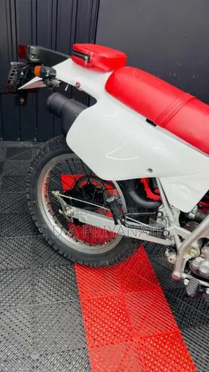Honda Xlr 2005 Motorbike (Used)