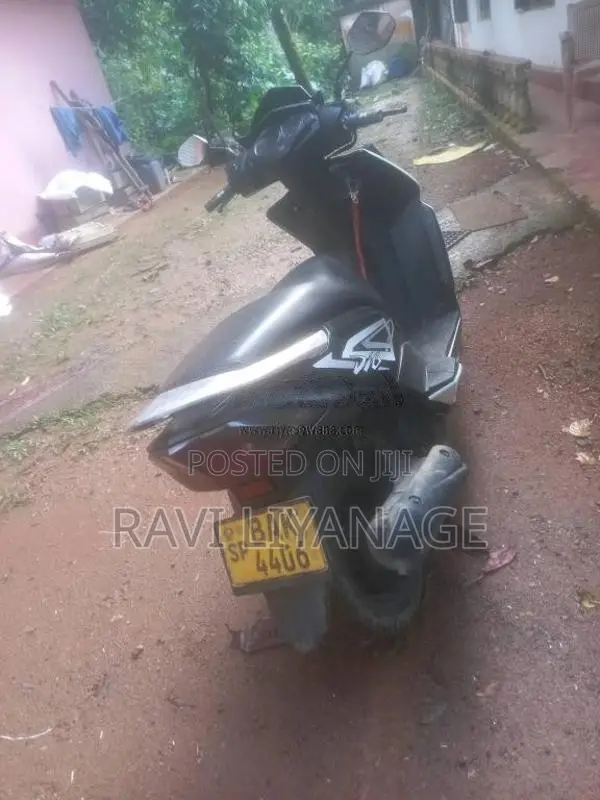 Honda Dio 2013 Motorbike (Used)
