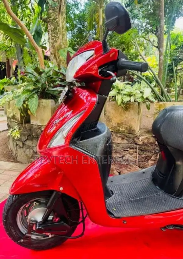 Hero Pleasure 2015 Motorbike (Used)