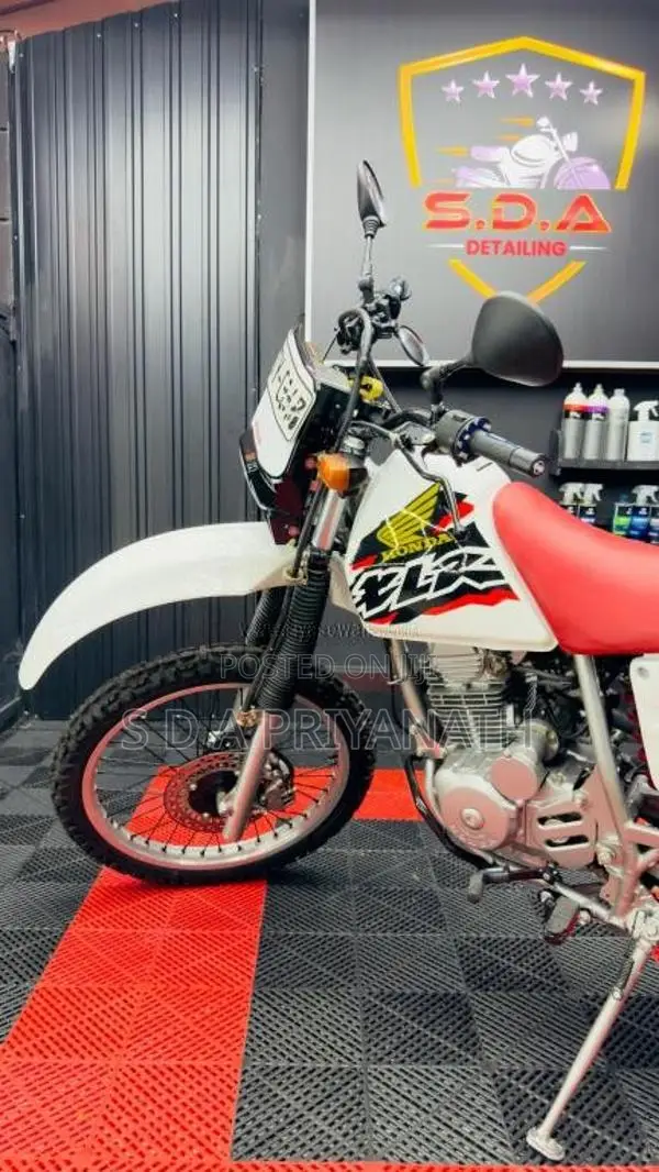 Honda Xlr 2005 Motorbike (Used)