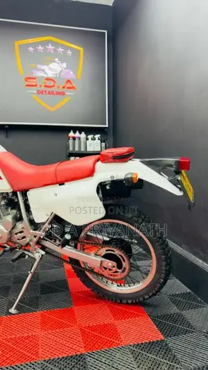 Honda Xlr 2005 Motorbike (Used)