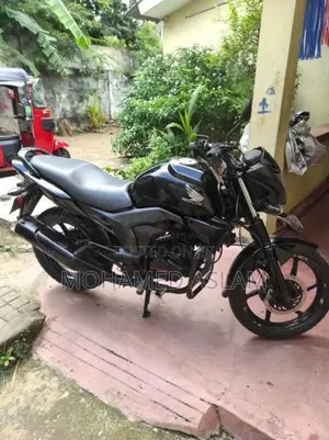 Honda Trigger 2014 motorcycle (Used)