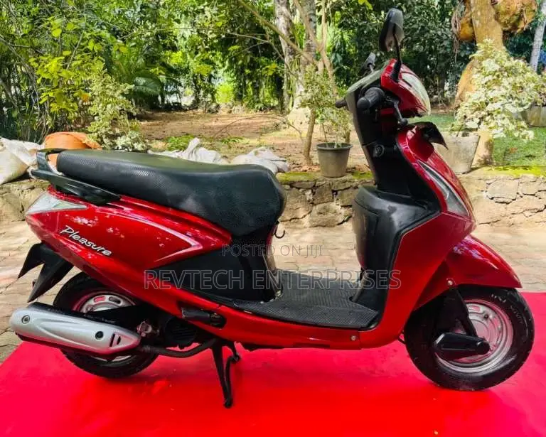 Hero Pleasure 2015 Motorbike (Used)
