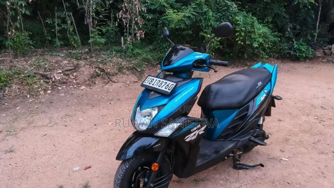 Yamaha ZR 2020 Motorbike (Used)