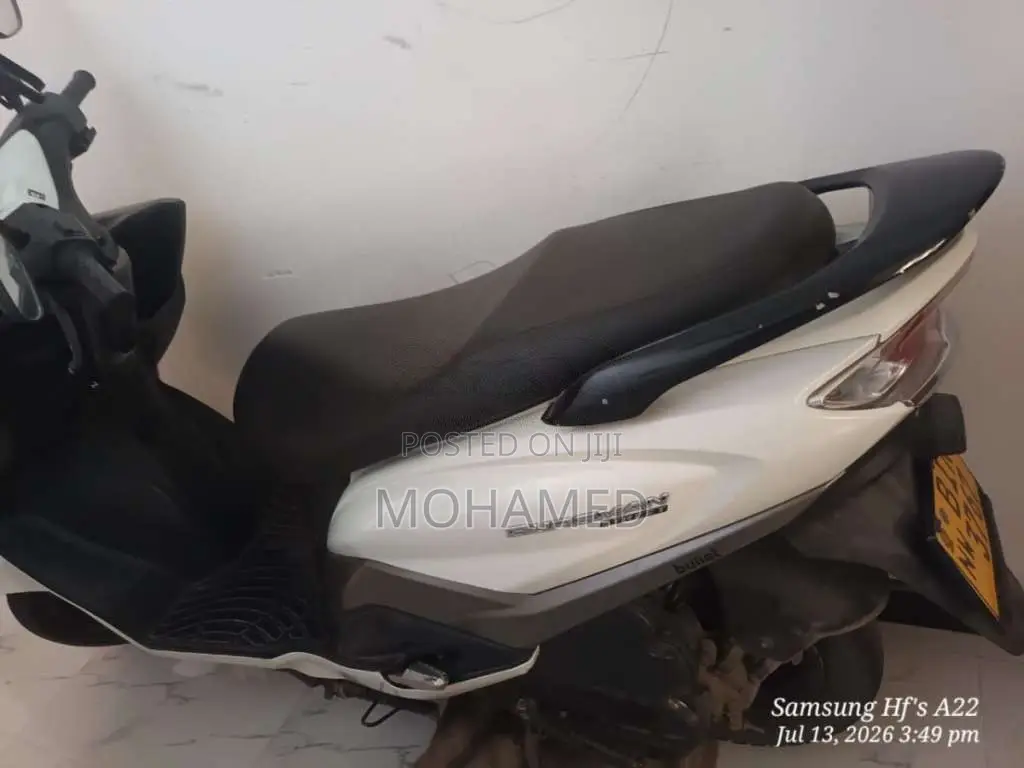 Suzuki BURGMAN 2020 Motorbike (Used)