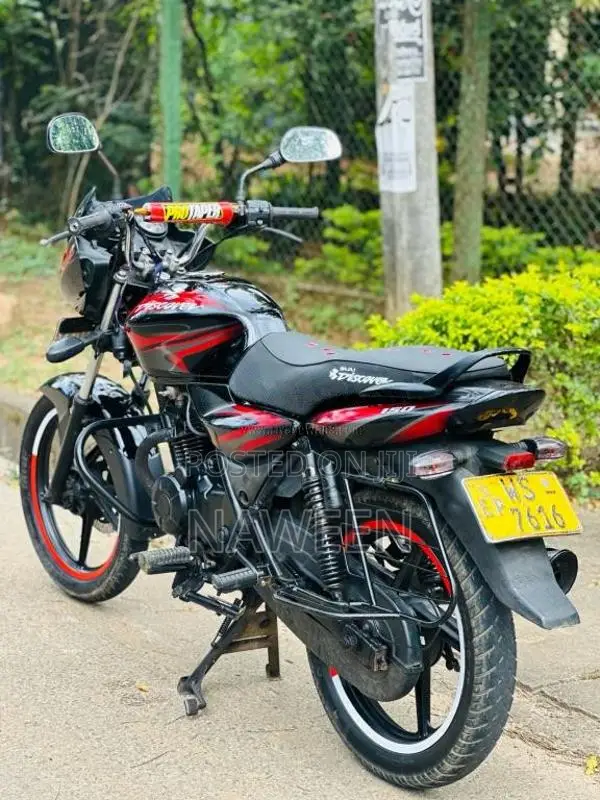 Bajaj Discover 2011 Motorbike (Used)