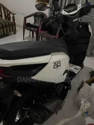 Hero Xoom 2025 Motorbike (Used)