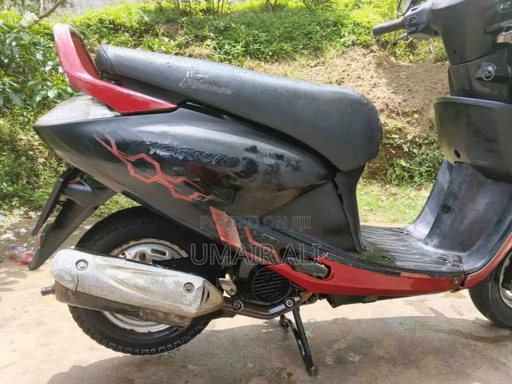 Hero Pleasure 2010 Motorbike (Used)