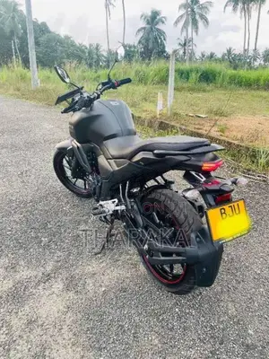 Yamaha FZ V4 2025 Motorbike (Used)