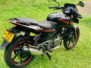 Bajaj Pulsar 180 2017 Motorbike (Used)
