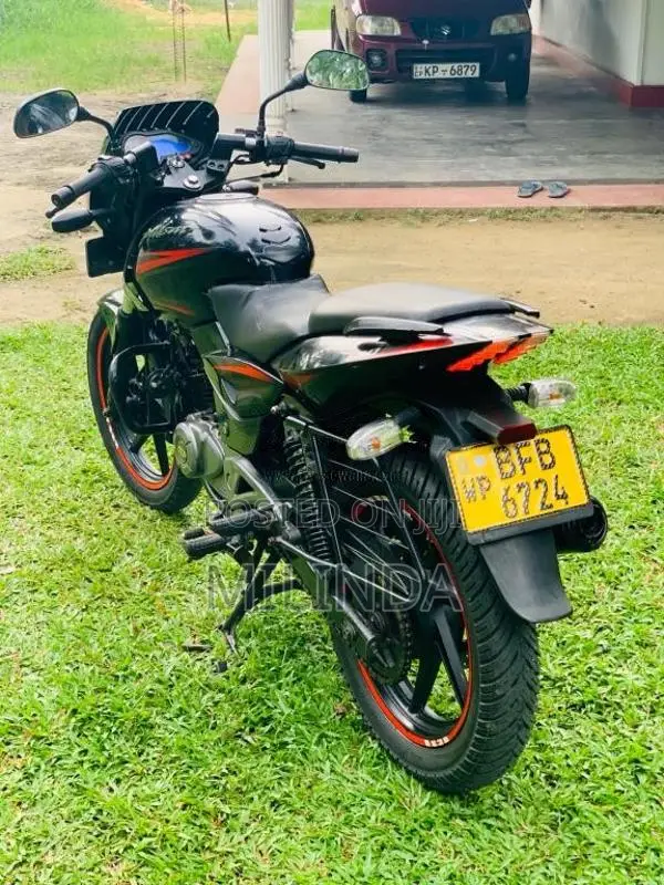 Bajaj Pulsar 180 2017 Motorbike (Used)