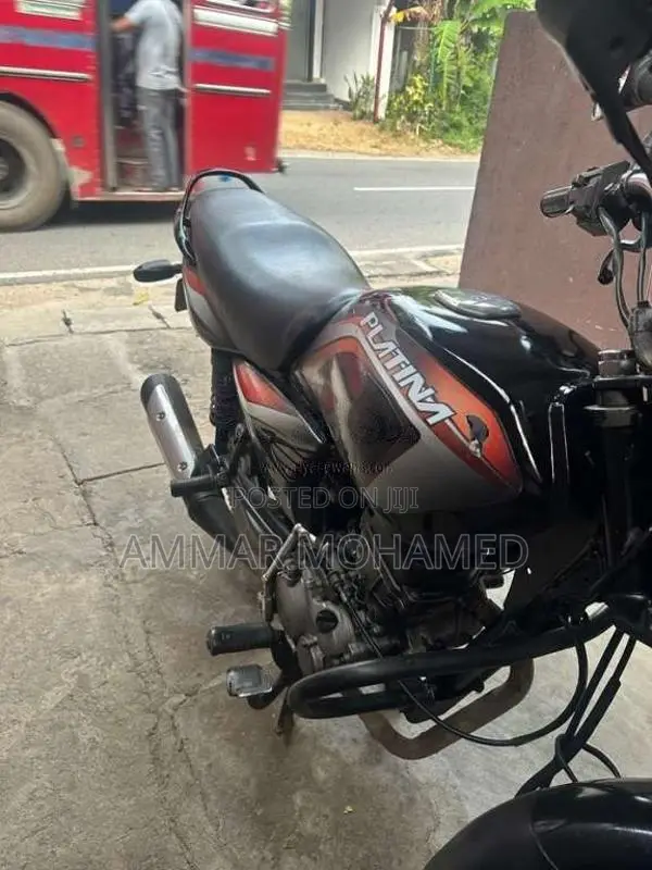 Bajaj Platina 2010 Motorbike (Used)